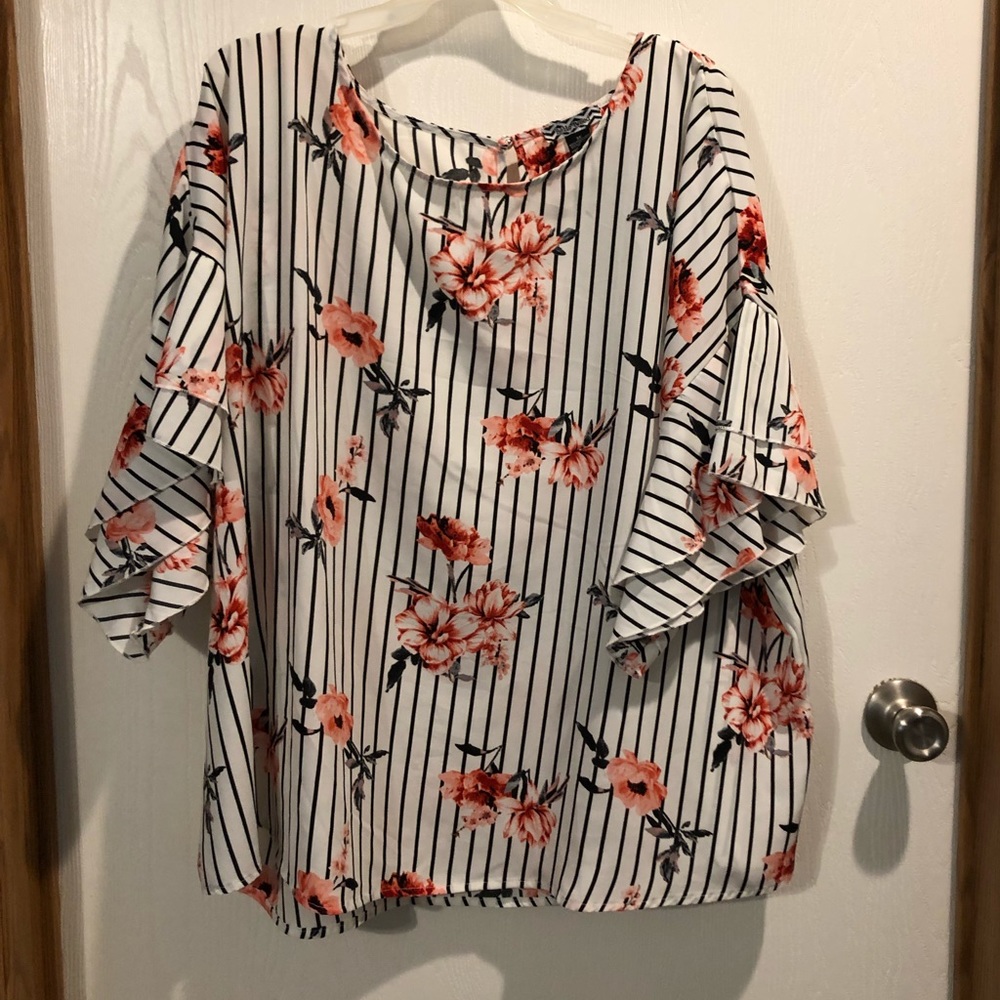 Floral top